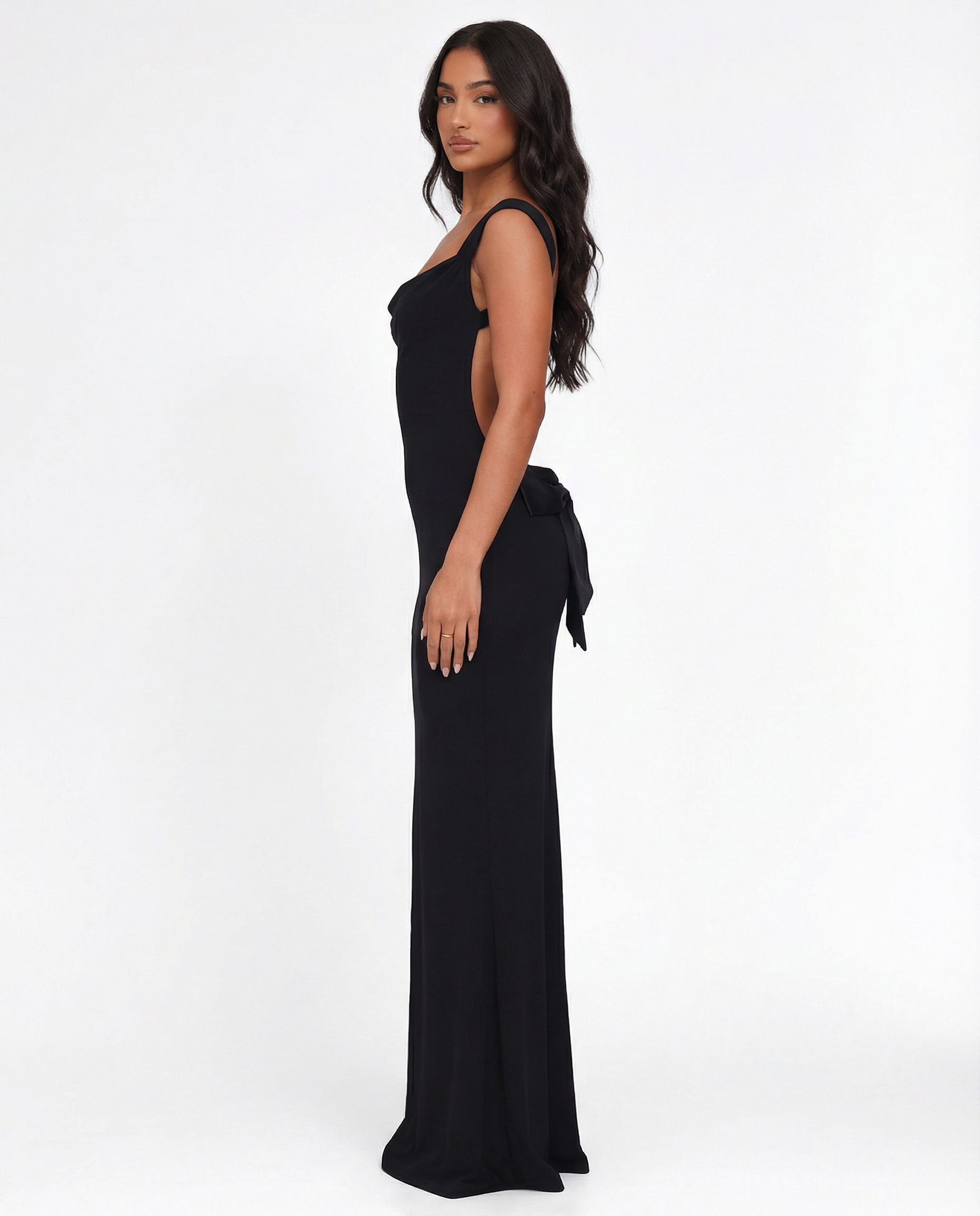 Backless Tie-Detail Maxi Dress | Sleek Sculpting Design for Elegant Occasions