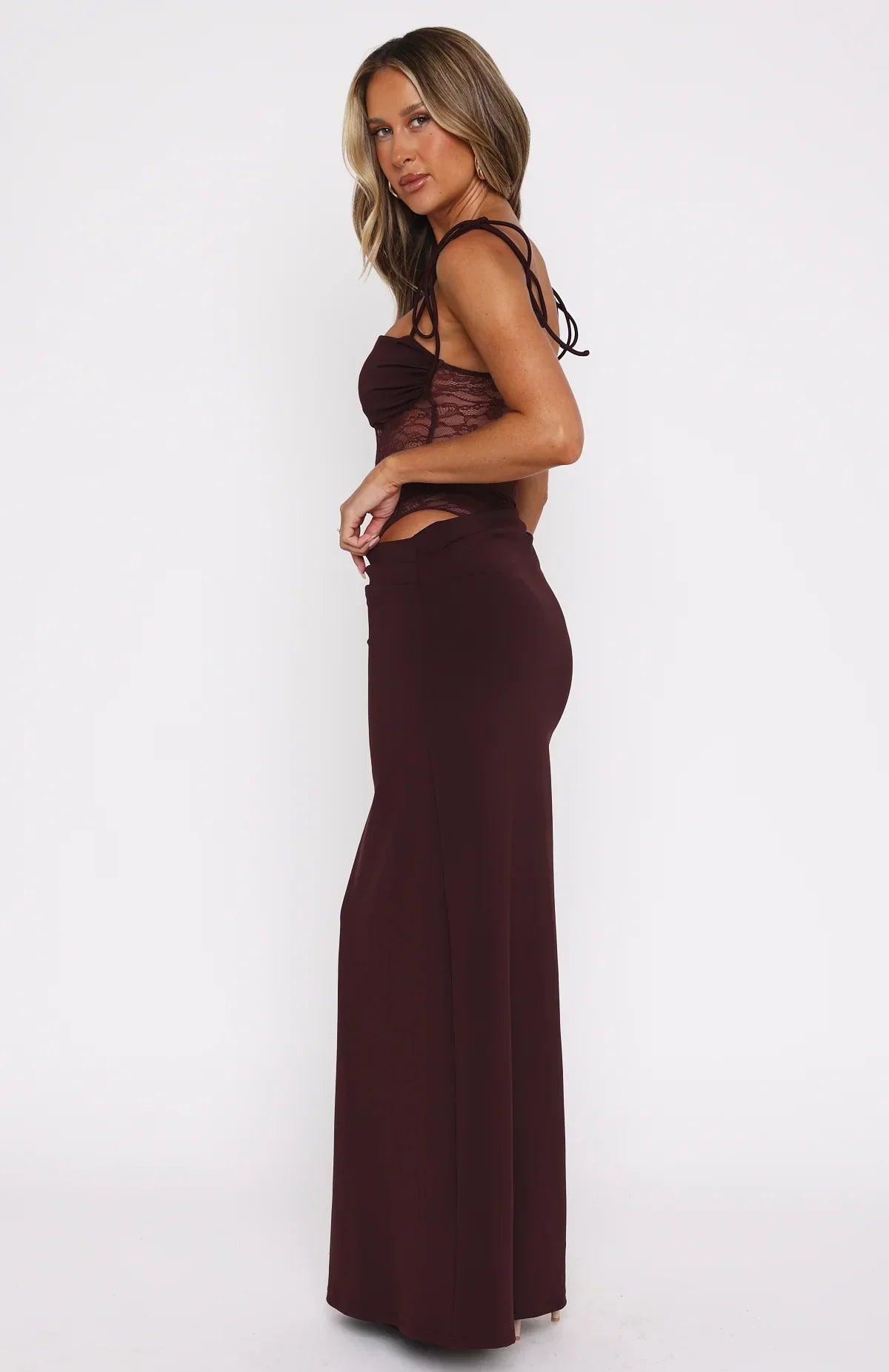 Sheer Lace Cut-Out Maxi Dress with Bodice Detail for Formal Events
