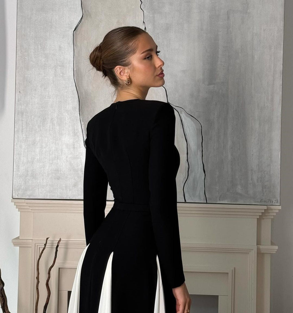 Maxi Dress with Modern Comfort Silhouette for Sophisticated Occasions