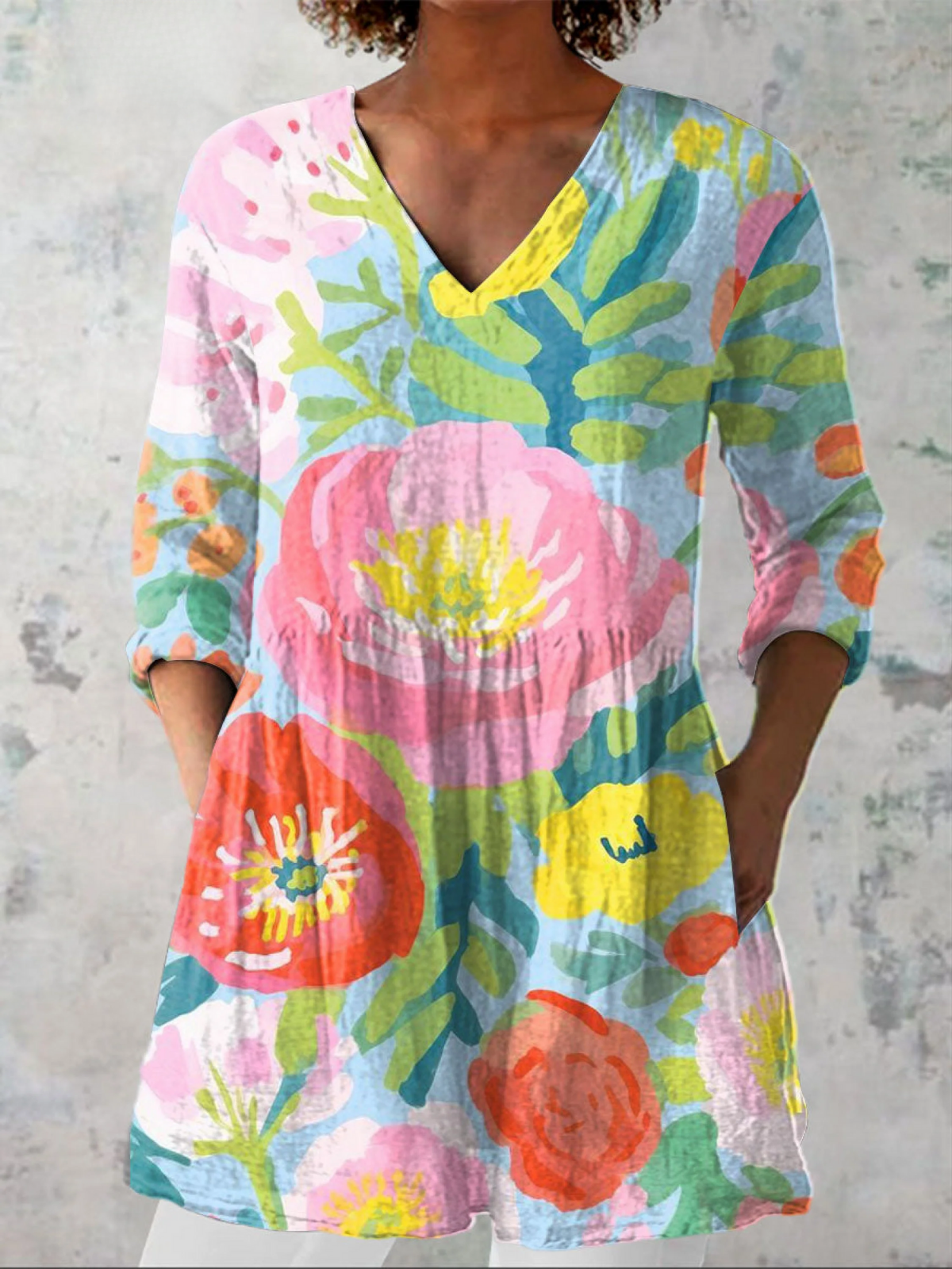 Everyday Elegance – Fluid V-Neck Long Blouse