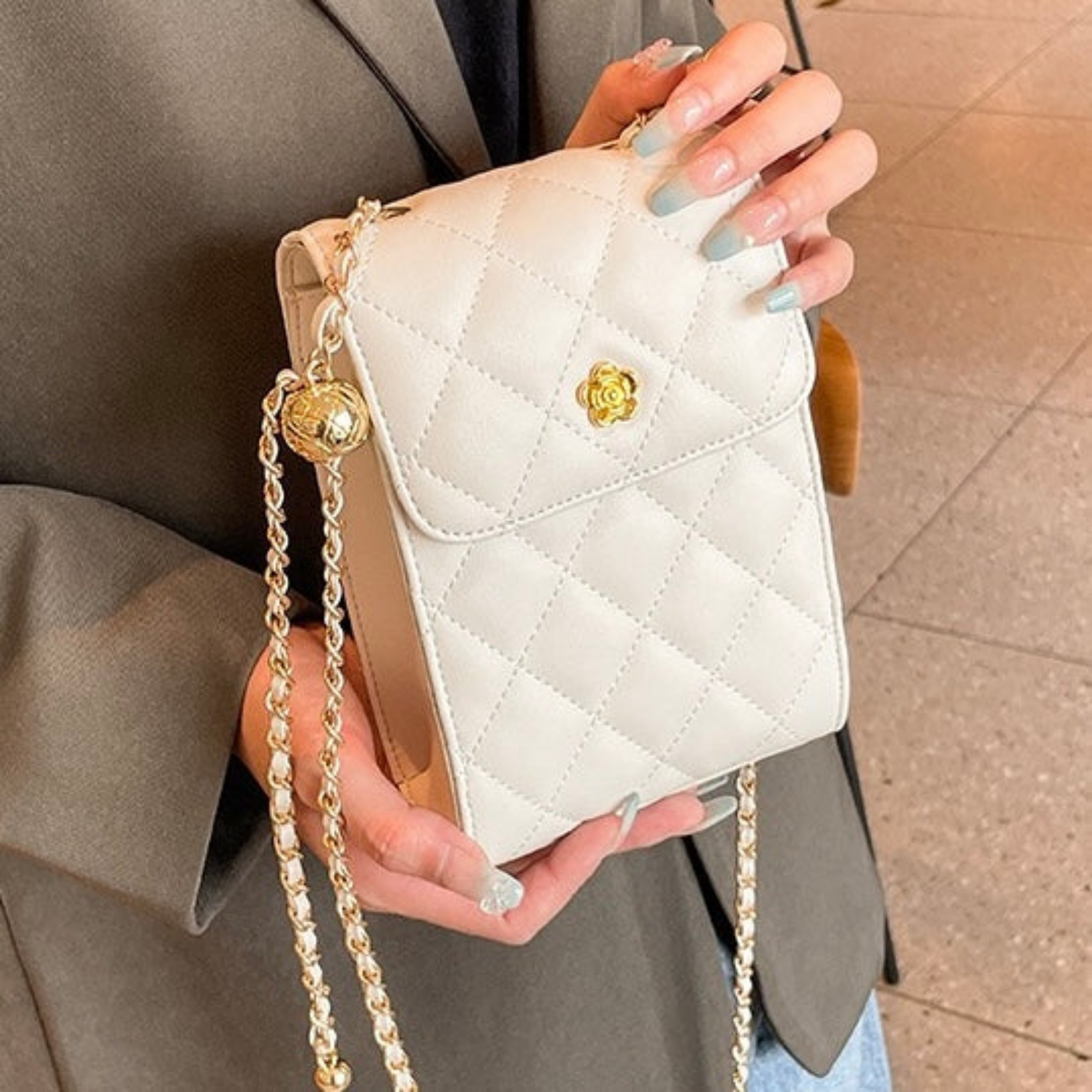Genuine Leather Mini Crossbody Phone Bag with Chain Strap for Everyday Use