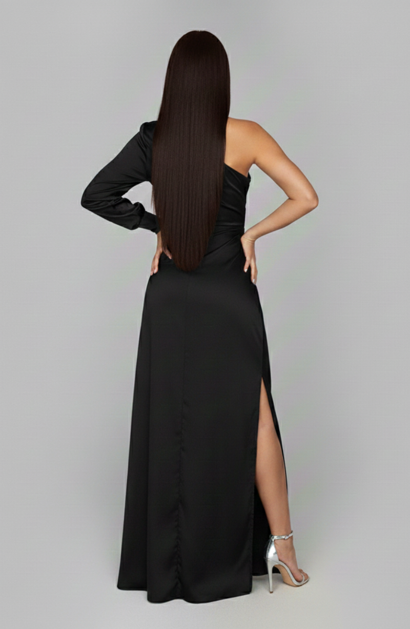 Elegant Maxi Dress with Refined Silhouette for Special Occasions