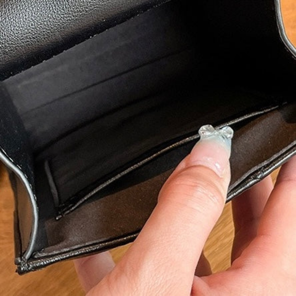 Genuine Leather Mini Crossbody Phone Bag with Chain Strap for Everyday Use