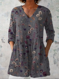 Effortless Everyday Chic – Fluid V-Neck Blouse