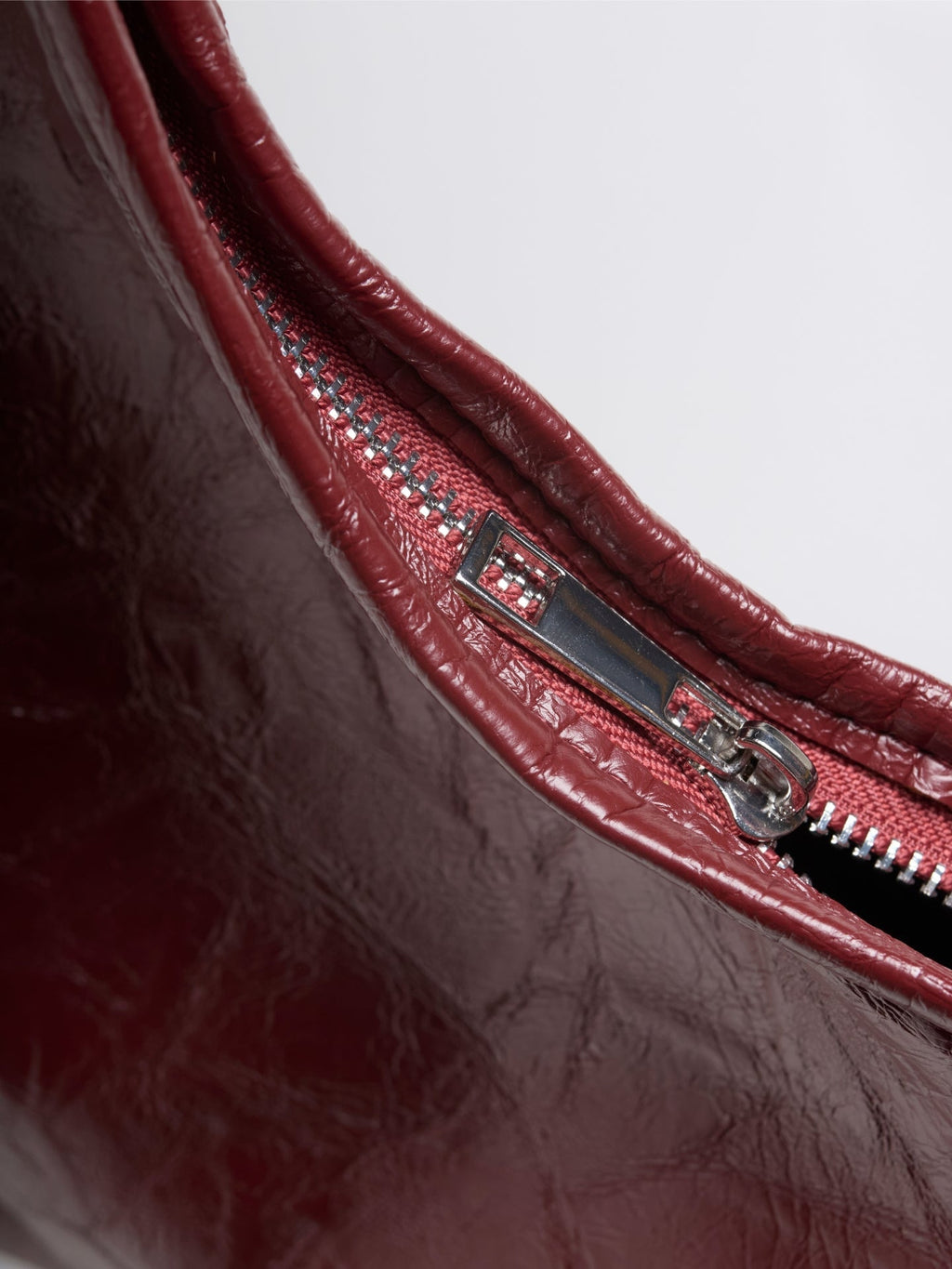 Distressed Vegan Leather Tote Bag for Everyday Use - Stylish and Durable