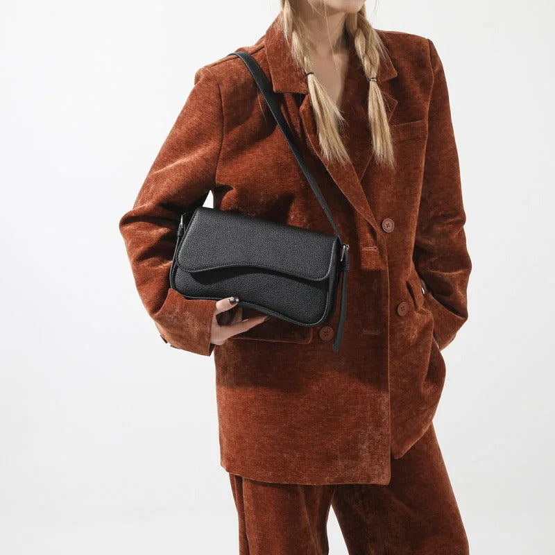 Baguette Shoulder Bag with Curved Design - Stylish Everyday Handbag