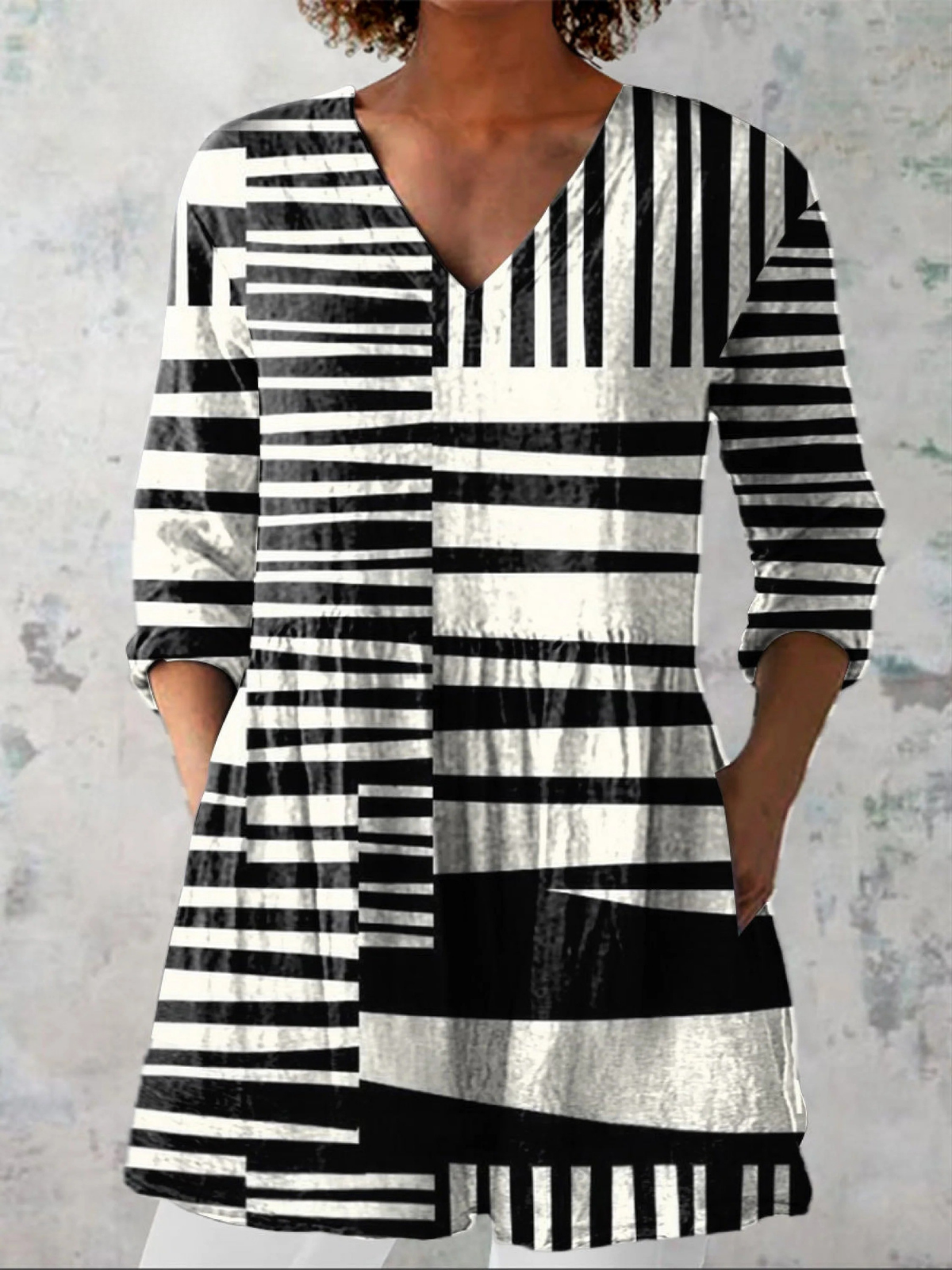 Everyday Elegance – Fluid V-Neck Long Blouse