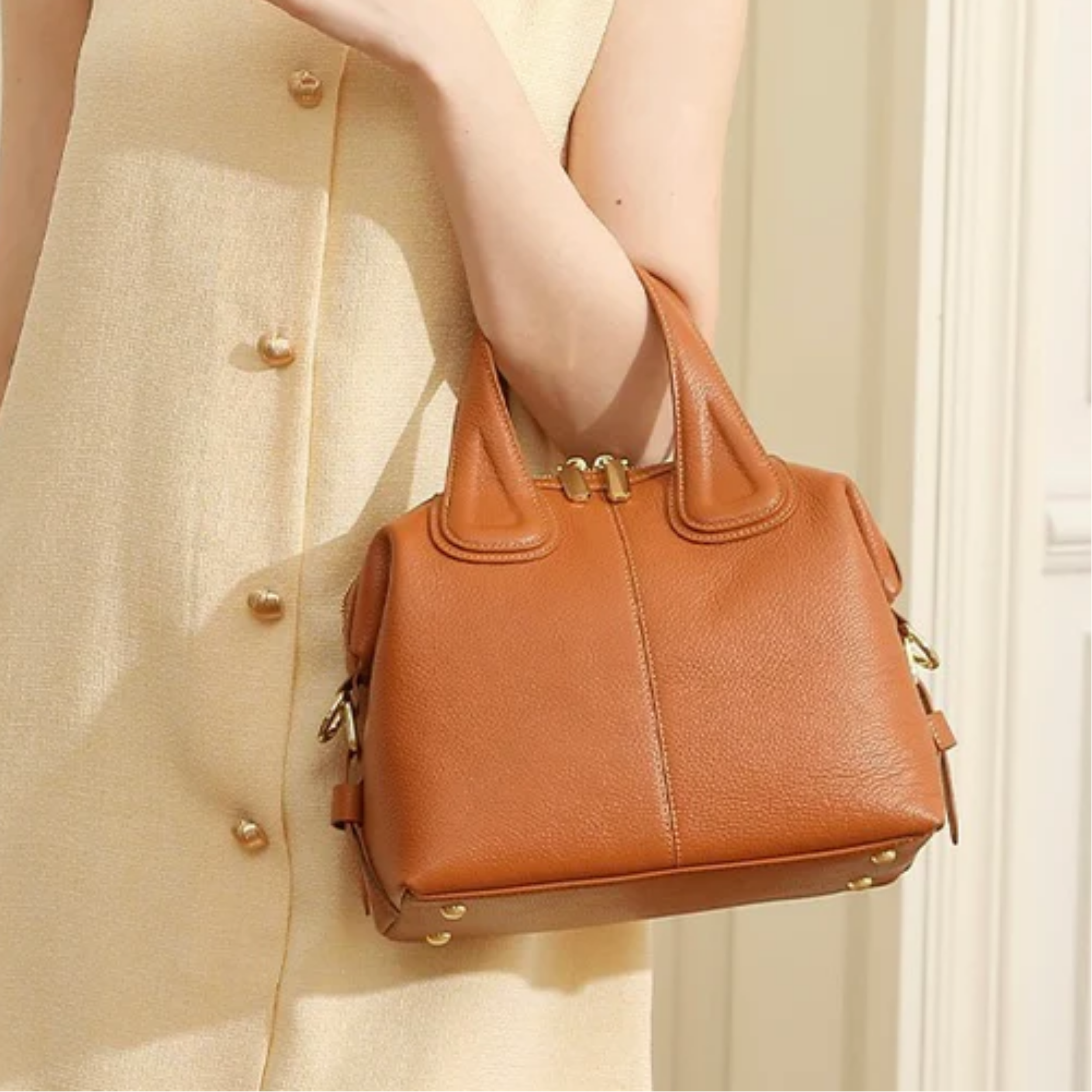 Genuine Leather Crossbody Shoulder Bag for Everyday Use - Versatile Design