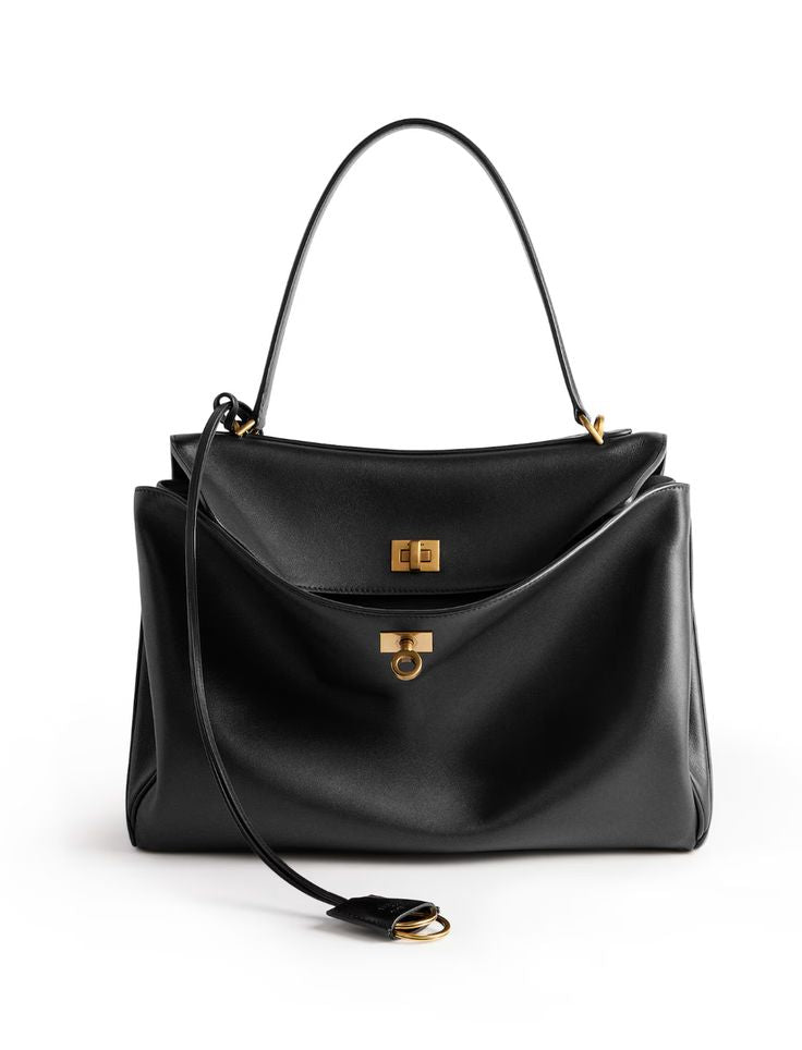Chic Crossbody Bag with Adjustable Strap - Stylish Everyday Handbag