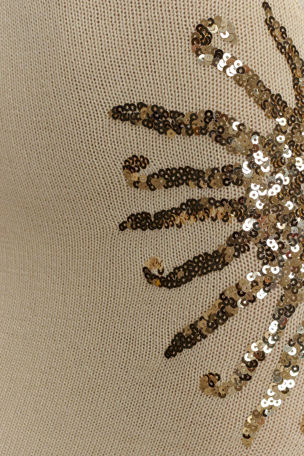 Plunging Open-Back Sequin Maxi Dress with Sunburst Design for Evening Wear