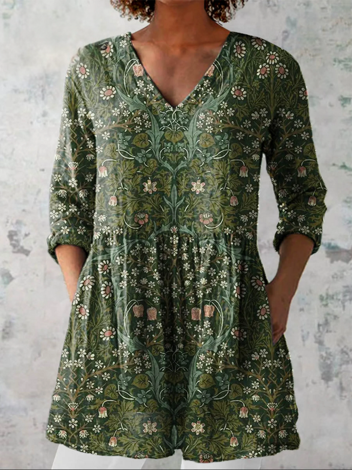 Everyday Elegance – Fluid V-Neck Long Blouse