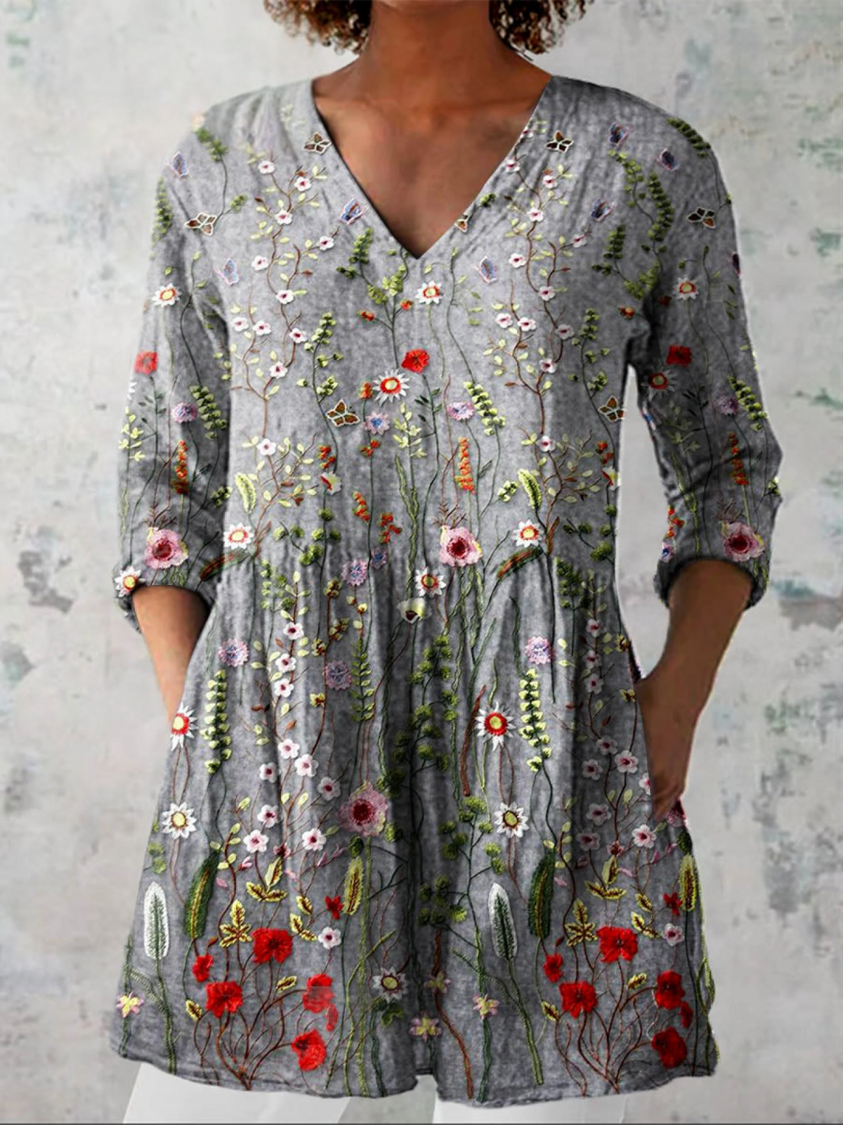 Effortless Everyday – Fluid V-Neck Long Blouse