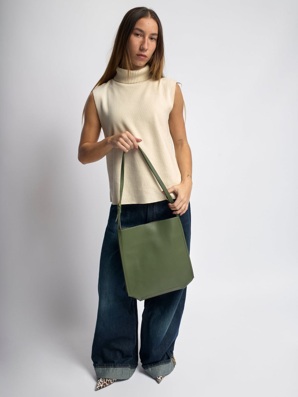 Vegan Leather Shoulder Bag - Daily Chic Design for Casual Use