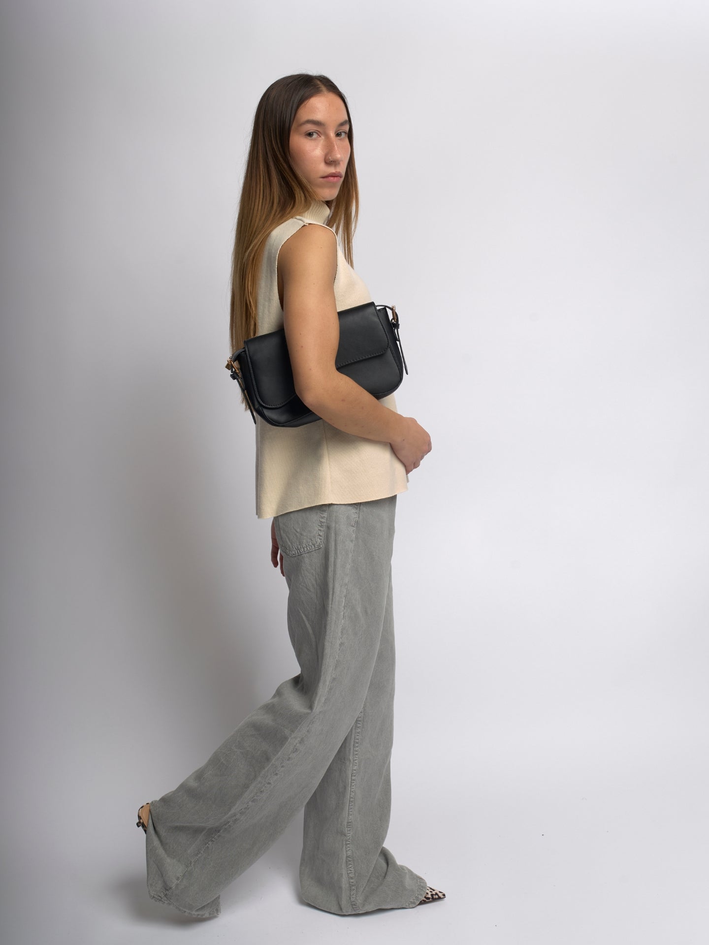 Vegan Leather Shoulder Bag - Crescent Design for Everyday Use