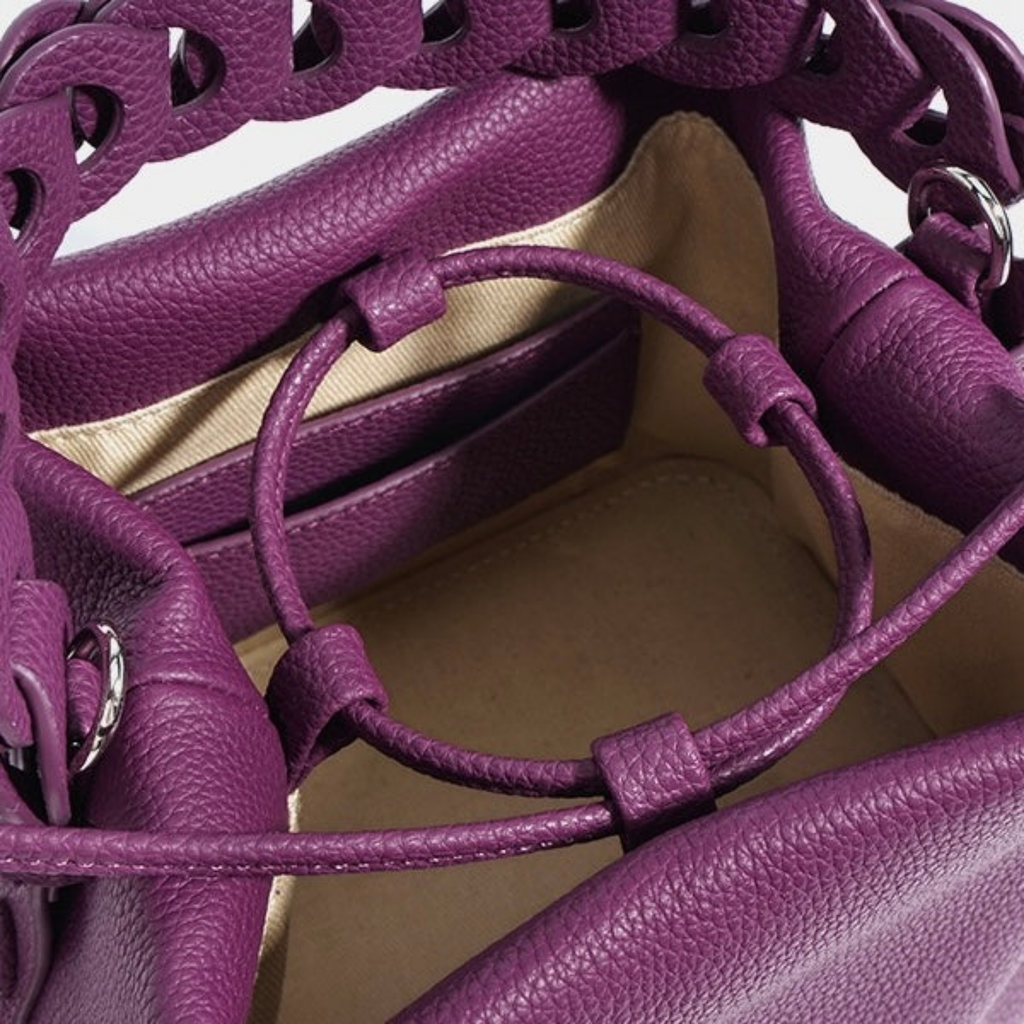 Top-Grain Leather Bucket Bag - Stylish Everyday Tote for Women