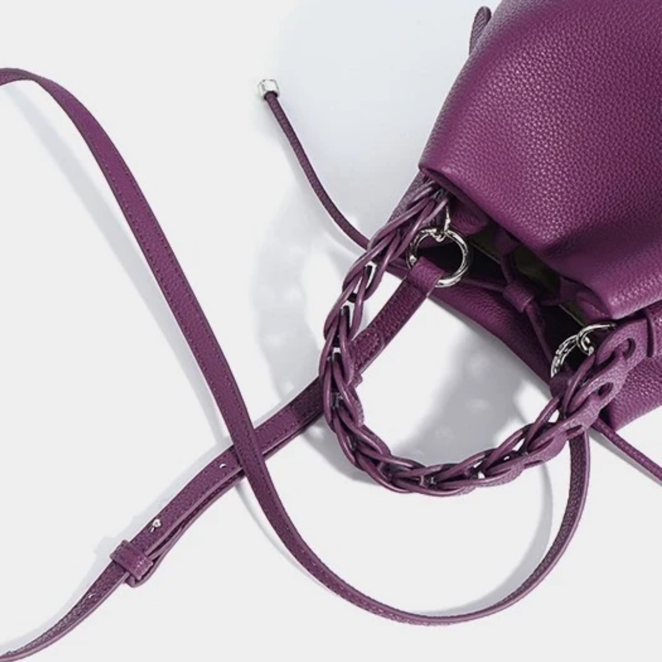 Top-Grain Leather Bucket Bag - Stylish Everyday Tote for Women