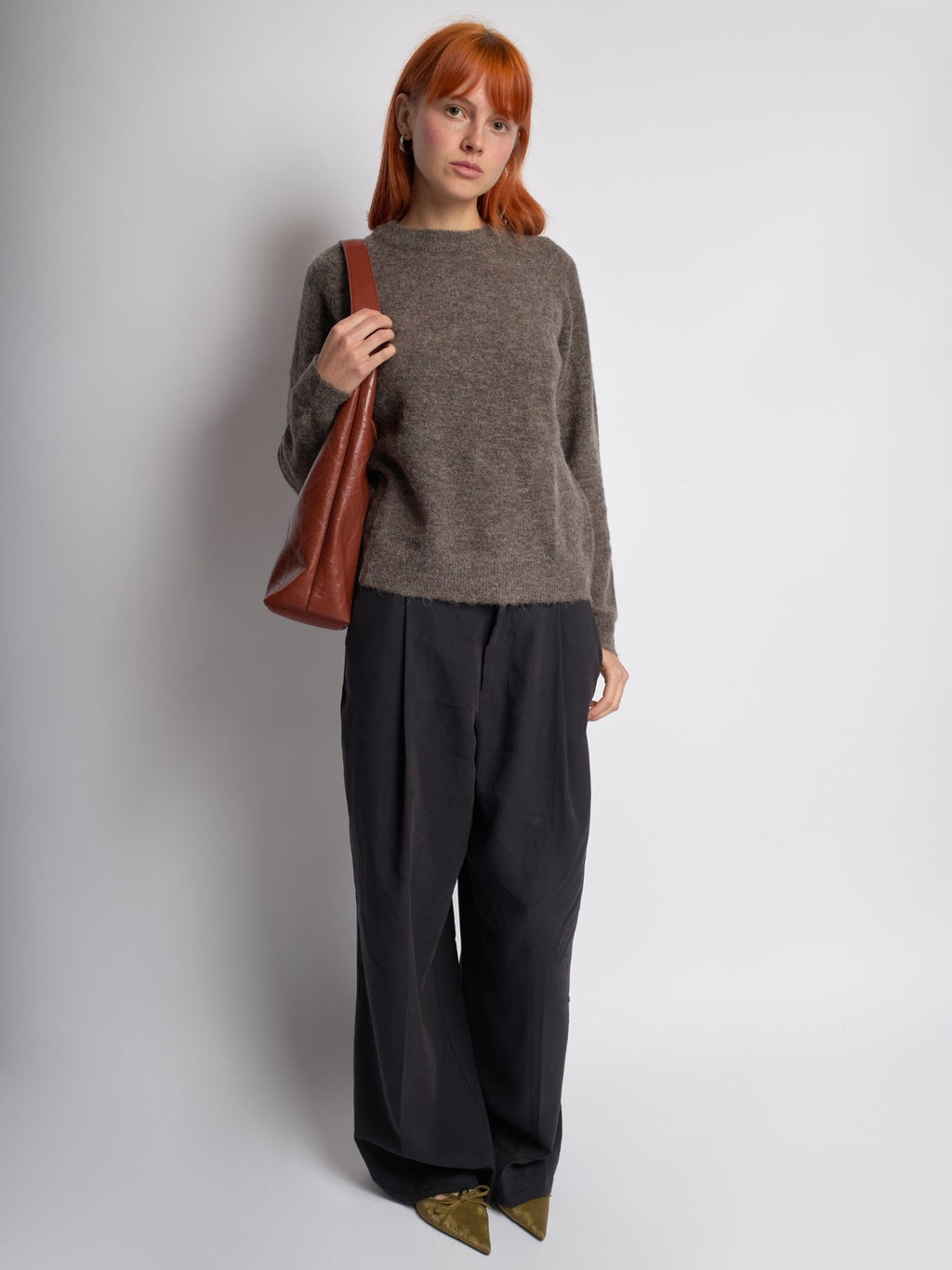 Distressed Vegan Leather Tote Bag for Everyday Use - Stylish and Durable