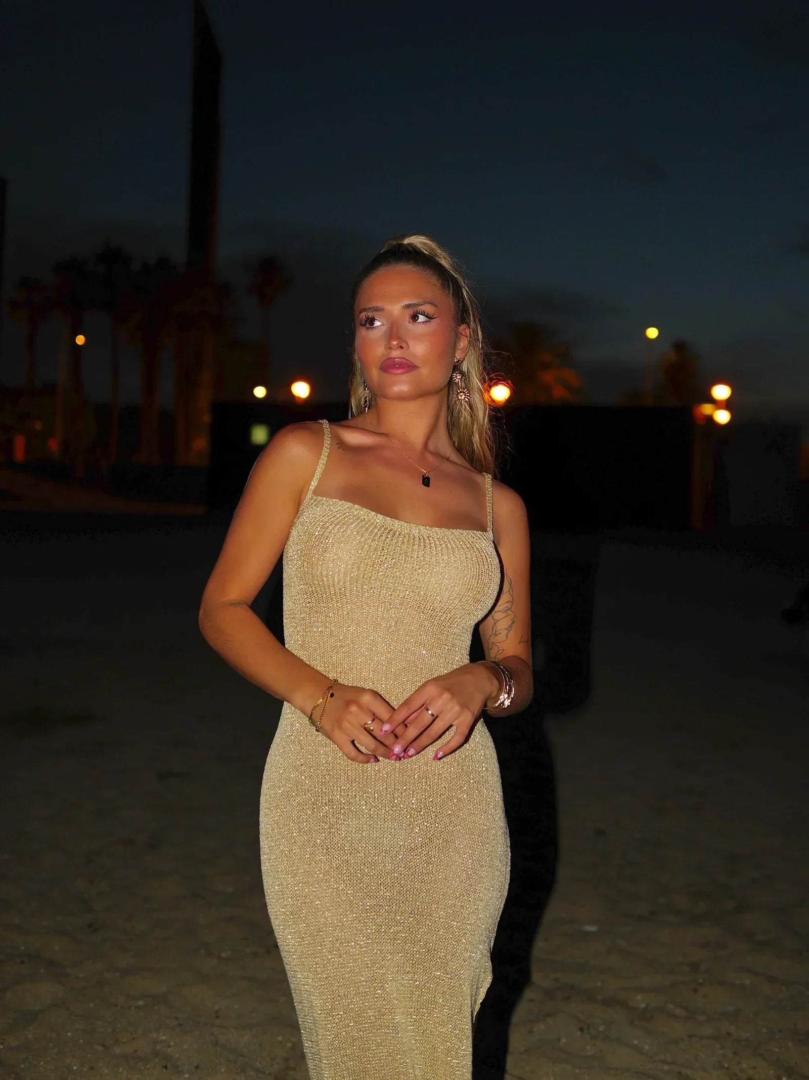 Metallic Knit Maxi Dress with Lace-Up Back and Thigh-High Slit for Evening Wear