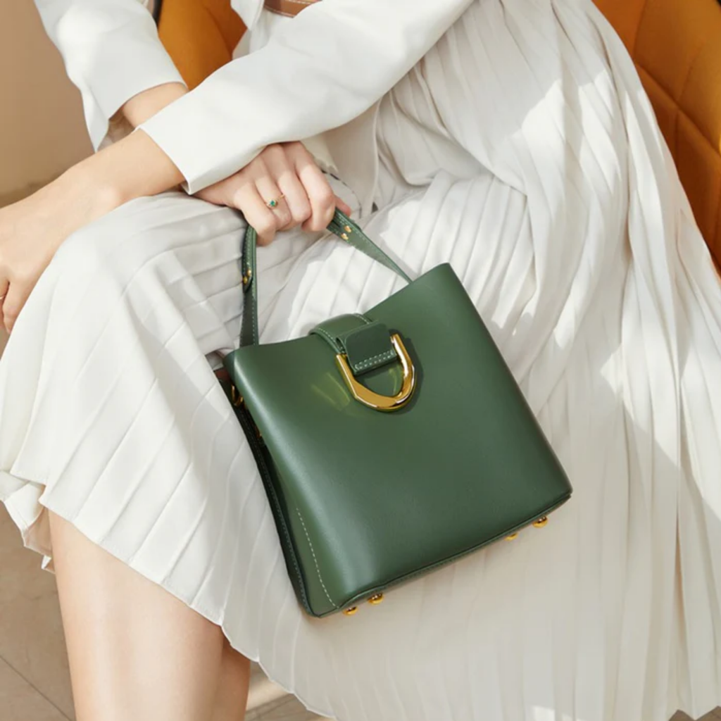 Genuine Leather Bucket Shoulder Bag - Stylish Everyday Tote for Women