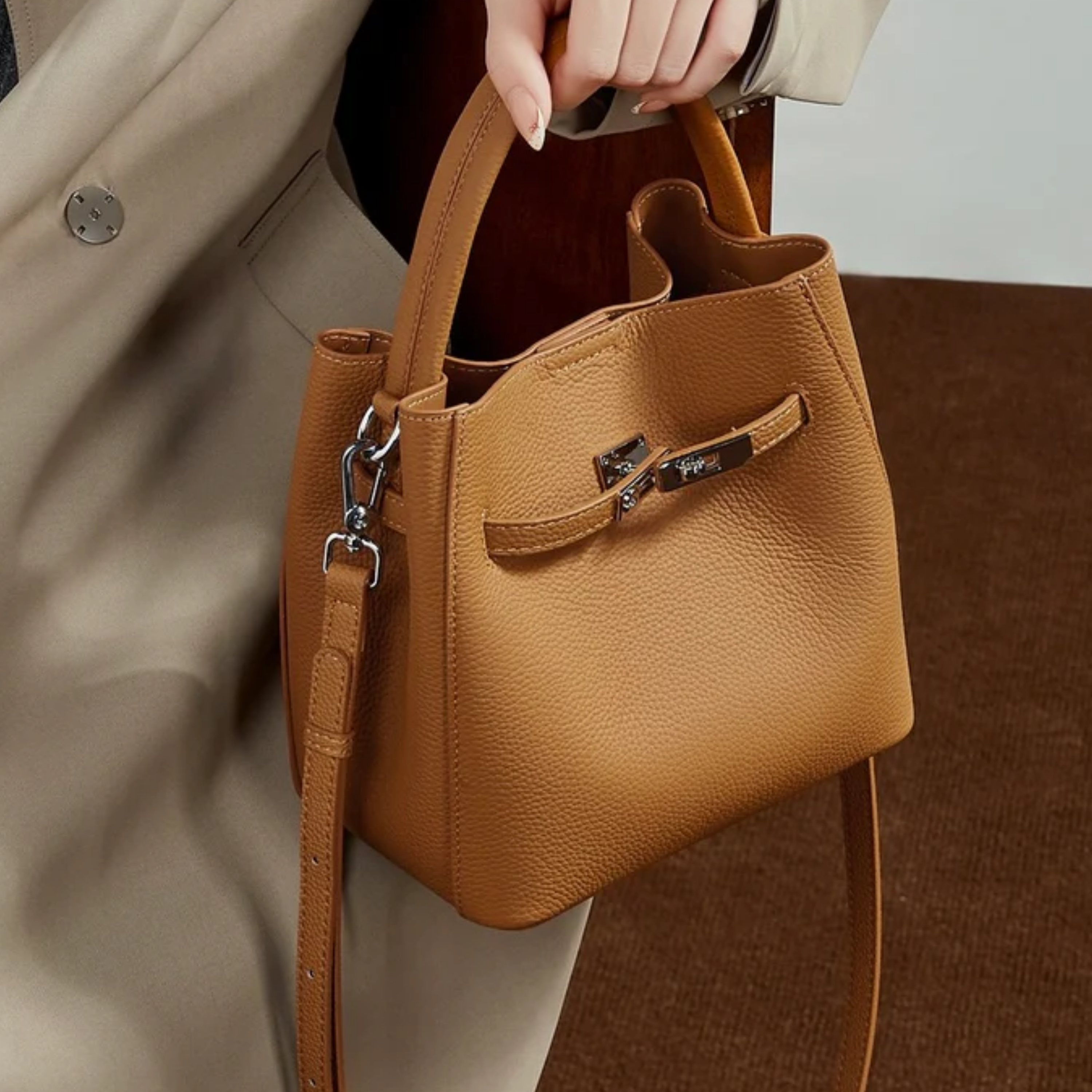 Genuine Leather Bucket Bag - Stylish Basket Design for Everyday Use