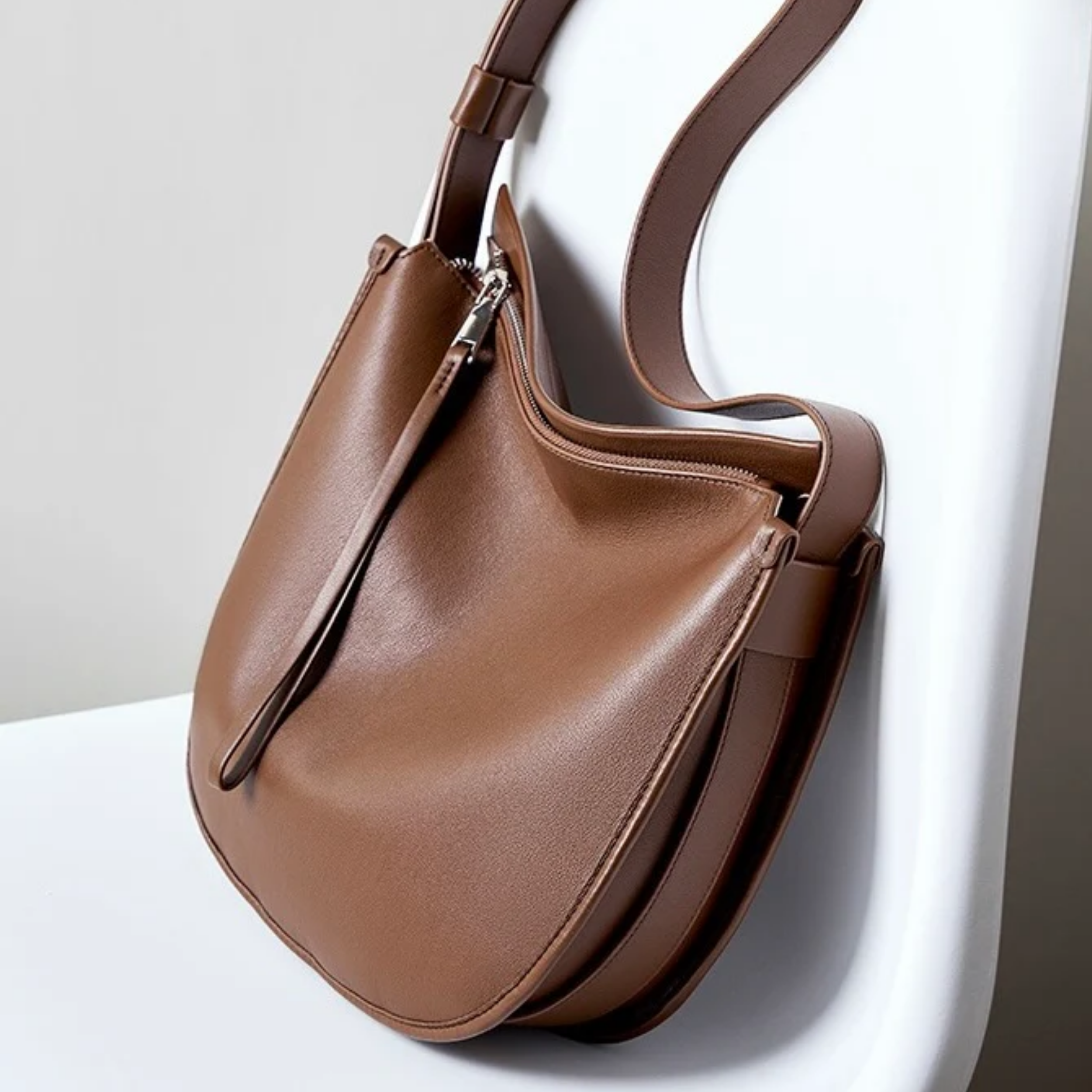 Genuine Leather Soft Tote Bag for Everyday Use - Stylish and Durable Design
