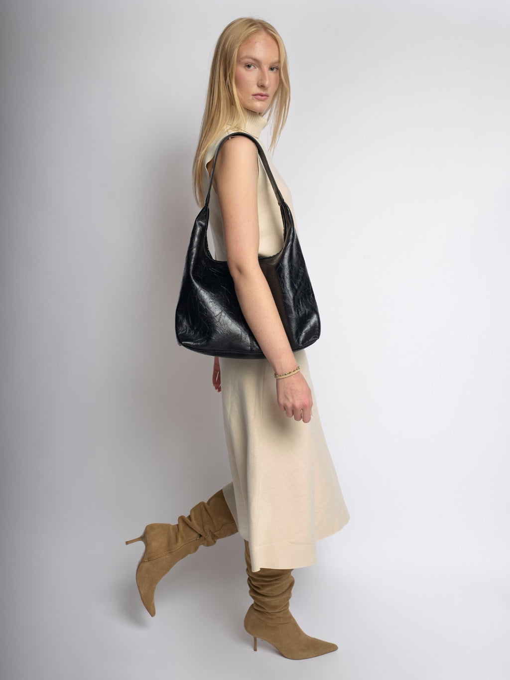 Distressed Vegan Leather Tote Bag for Everyday Use - Stylish and Durable
