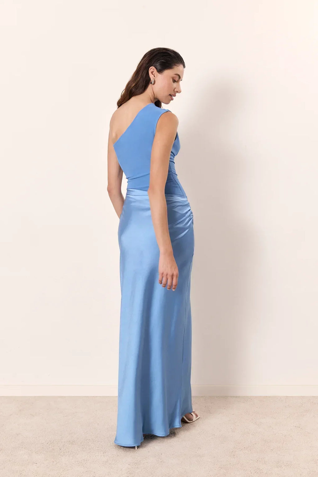 Asymmetrical Satin Maxi Dress in Matte & Shiny Finish for Elegant Occasions