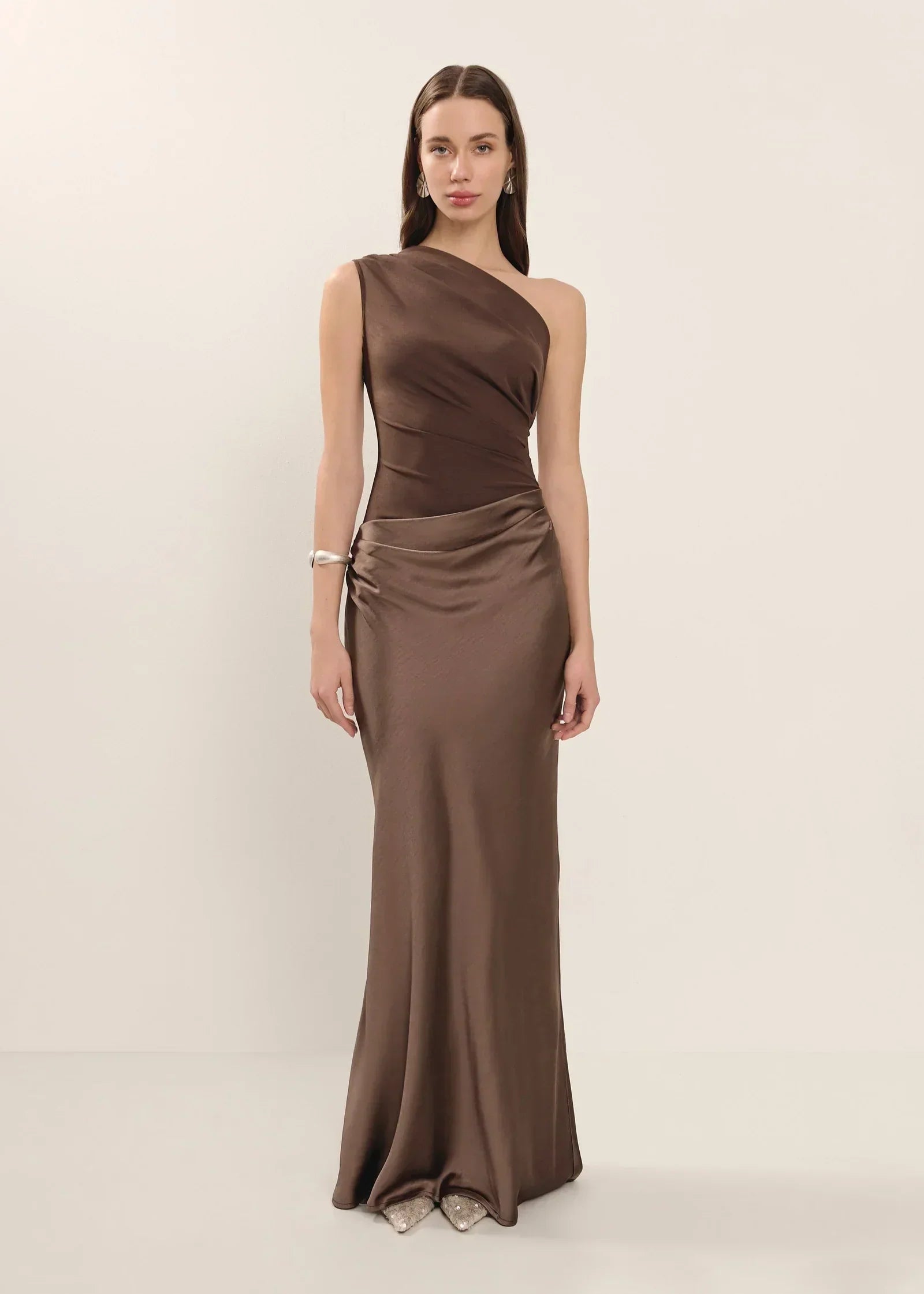 Asymmetrical Satin Maxi Dress in Matte & Shiny Finish for Elegant Occasions