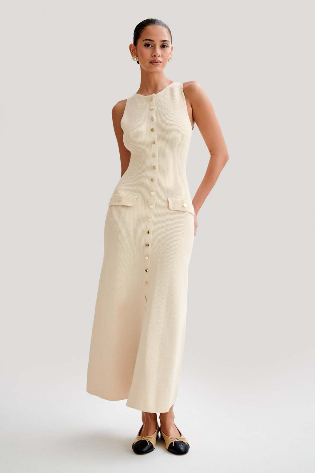 Sleeveless Ribbed Maxi Dress with Button-Down Front for Casual Wear
