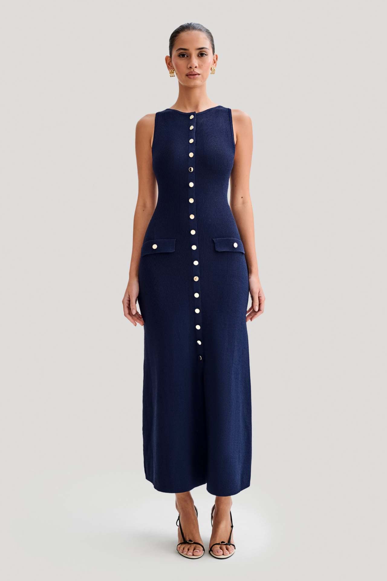 Sleeveless Ribbed Maxi Dress with Button-Down Front for Casual Wear