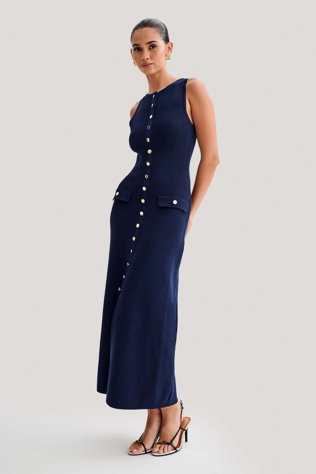 Sleeveless Ribbed Maxi Dress with Button-Down Front for Casual Wear