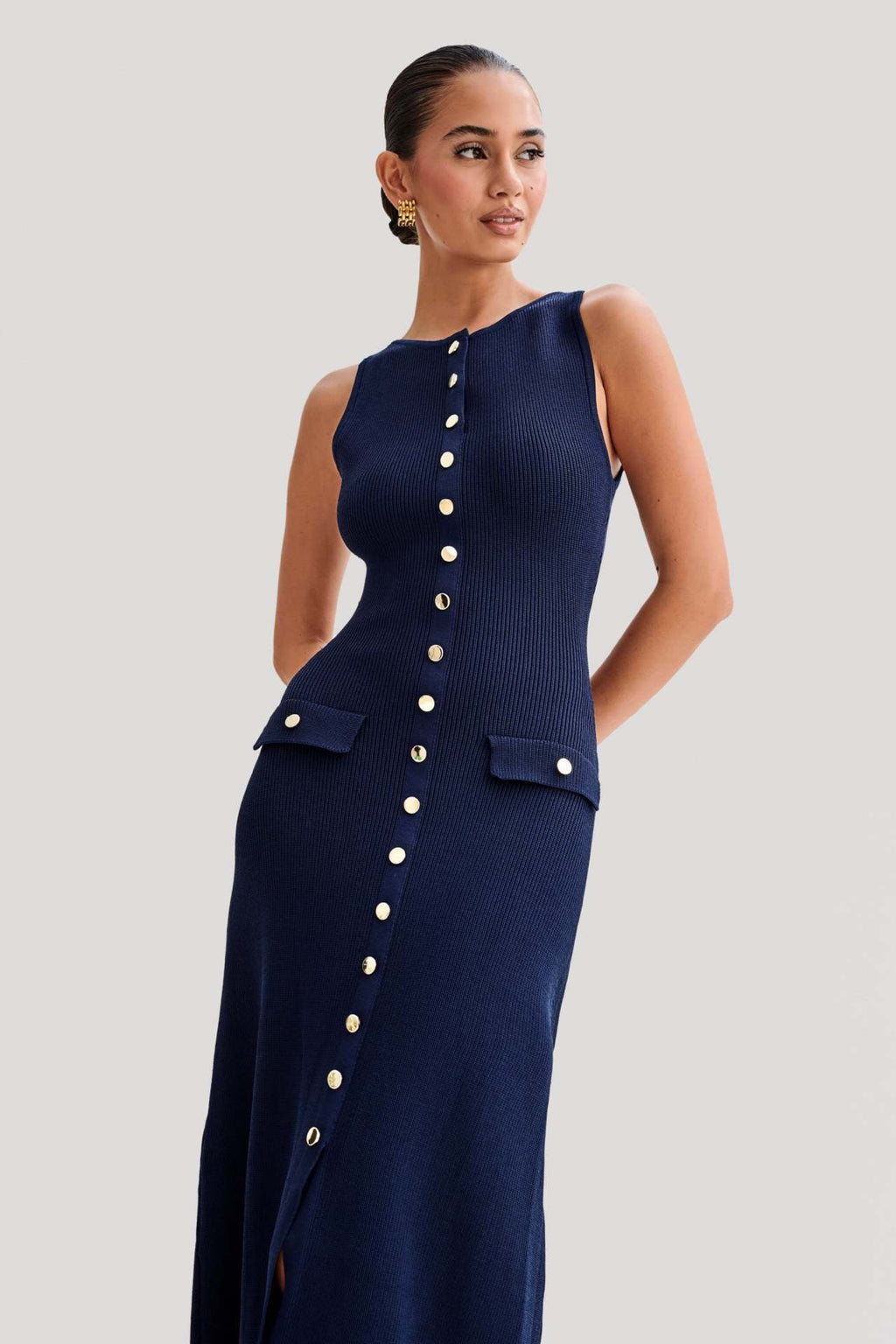 Sleeveless Ribbed Maxi Dress with Button-Down Front for Casual Wear