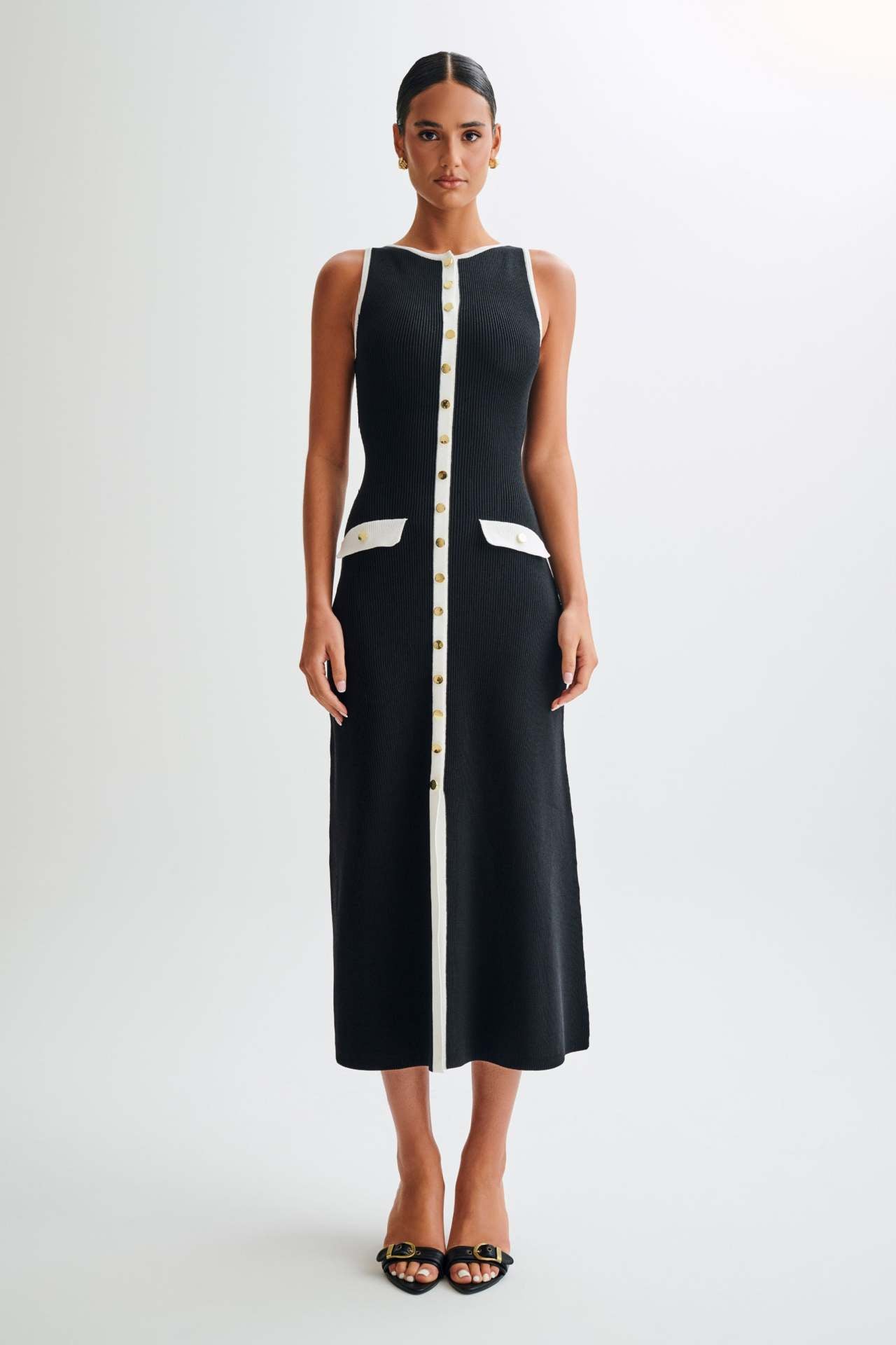 Sleeveless Ribbed Maxi Dress with Button-Down Front for Casual Wear