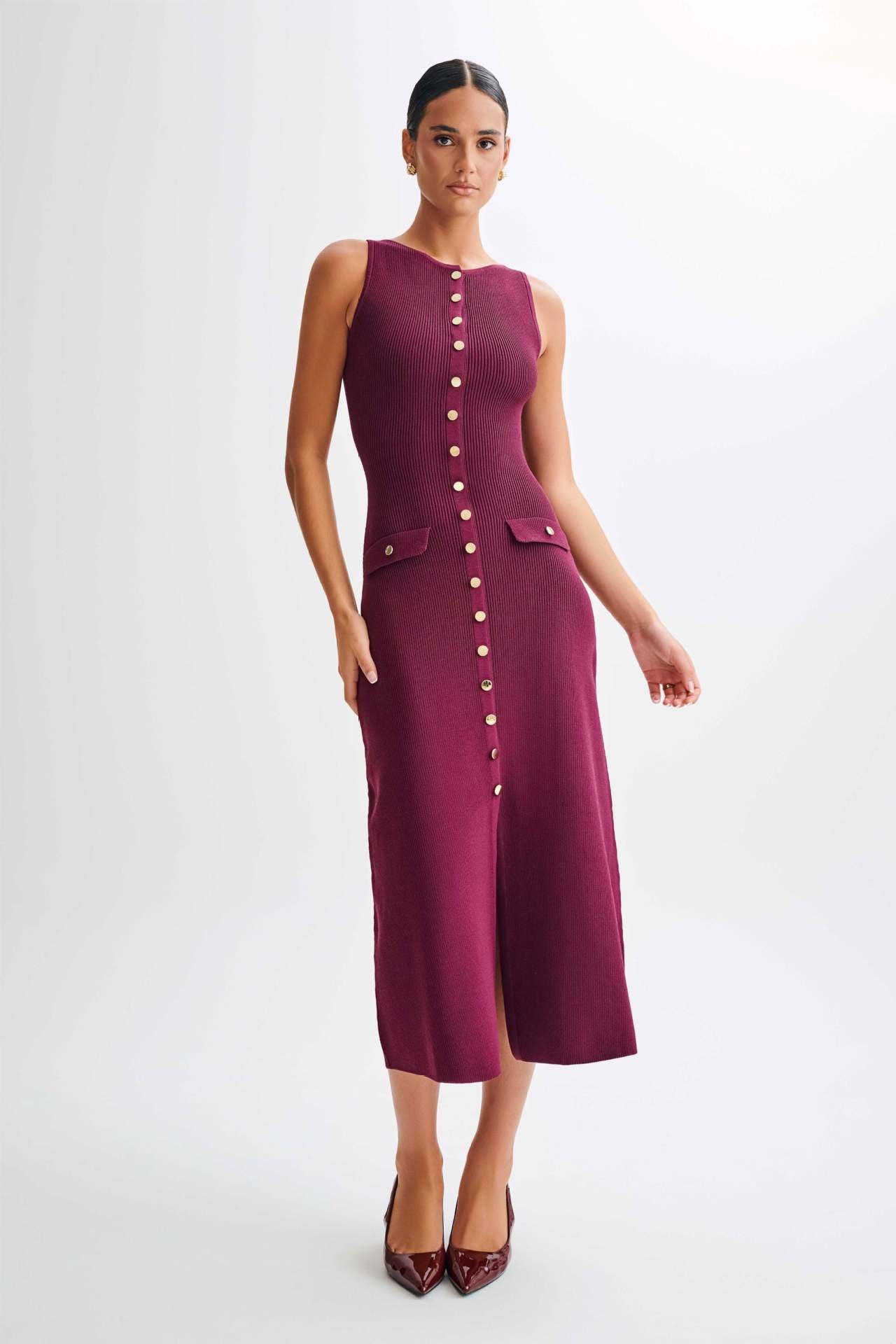 Sleeveless Ribbed Maxi Dress with Button-Down Front for Casual Wear