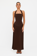 Elegant Halterneck Pleated Maxi Dress with Structured Bodice for Formal Events