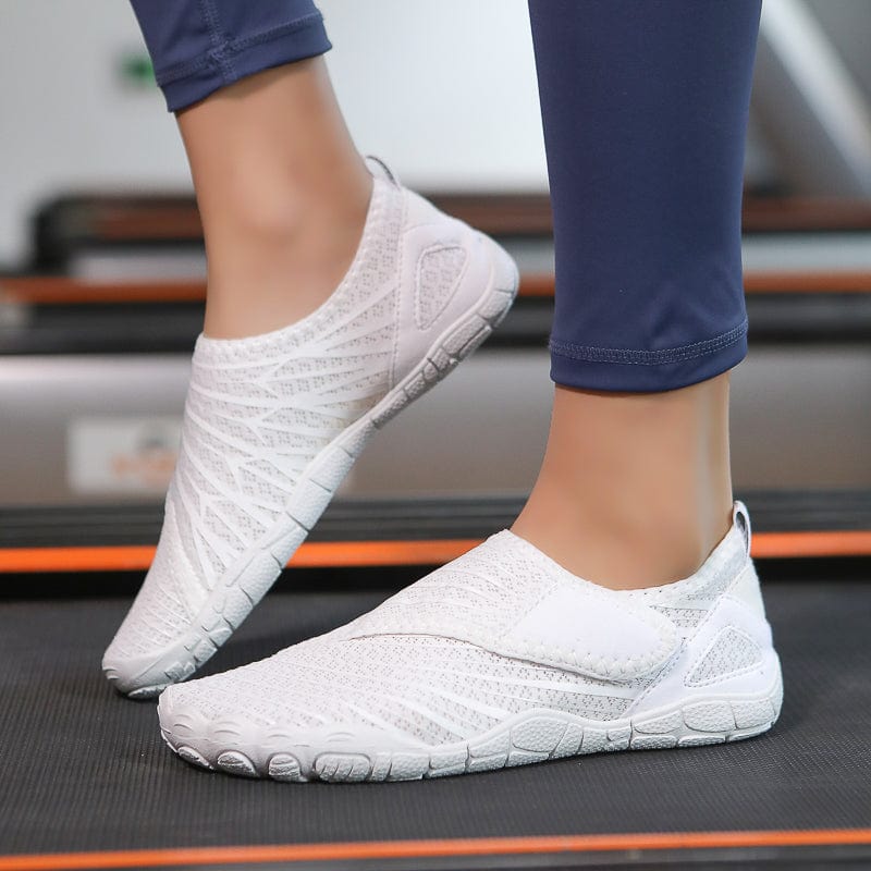Voya | Barefoot Orthopedic Trainers