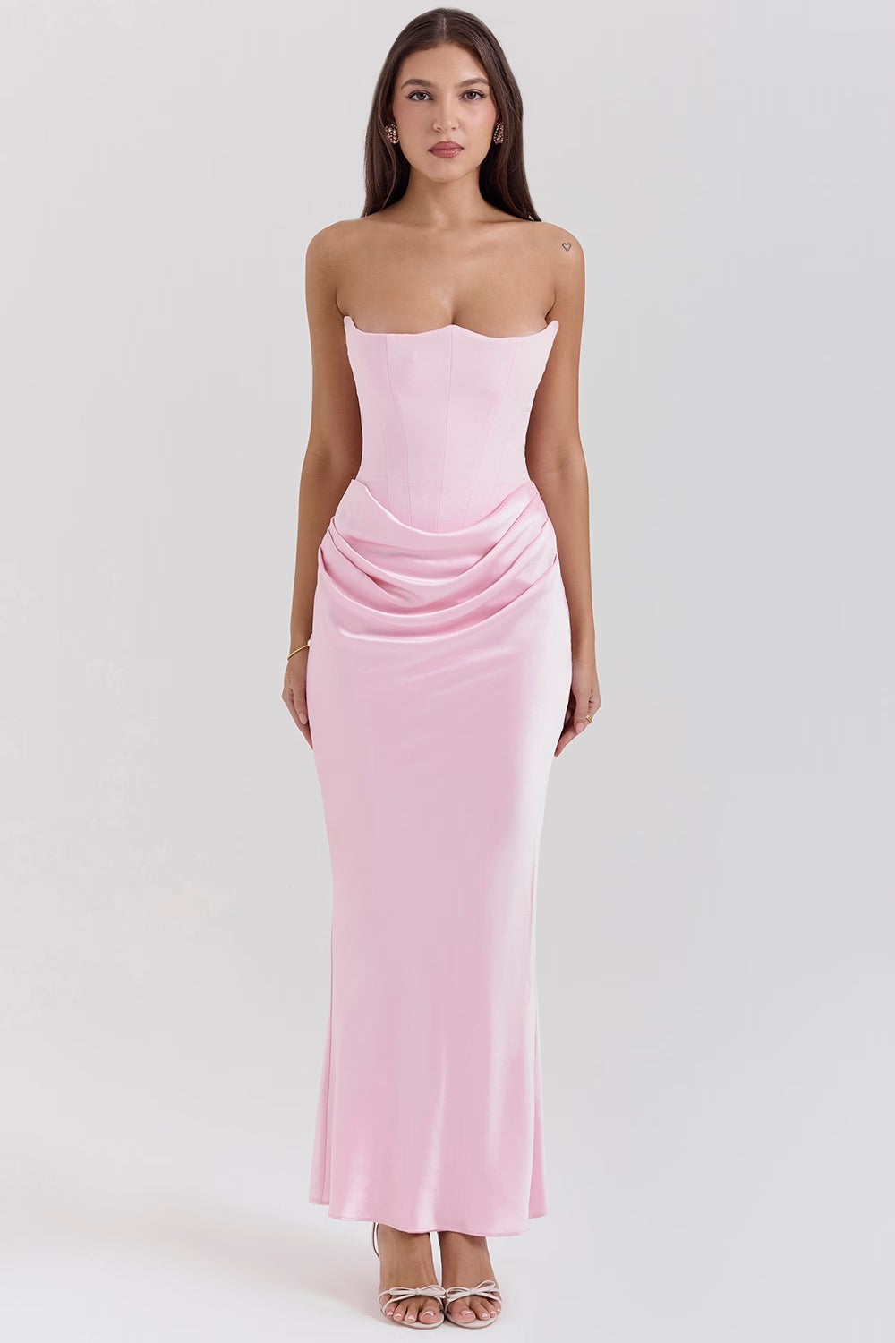 Strapless Satin Maxi Dress with Structured Bodice for Formal Events