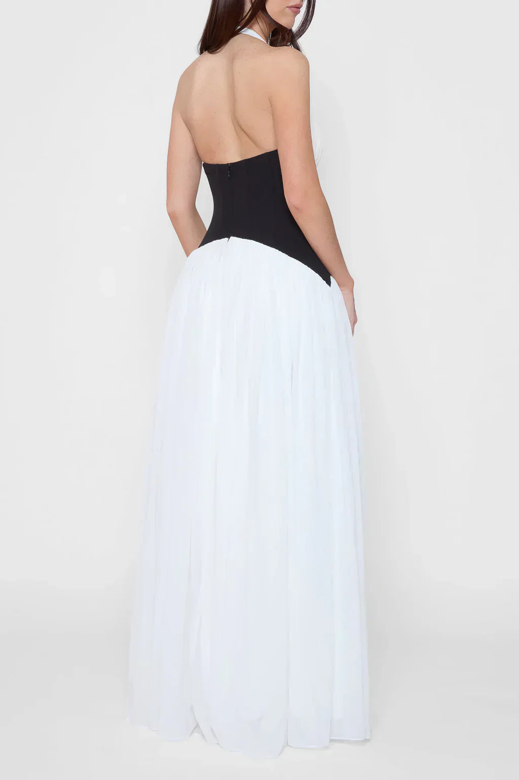 Sculpting Corset Halterneck Maxi Dress with Plunge Neckline for Evening Wear