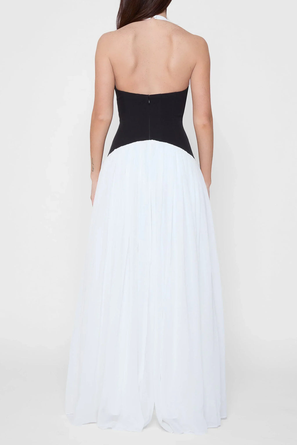Sculpting Corset Halterneck Maxi Dress with Plunge Neckline for Evening Wear