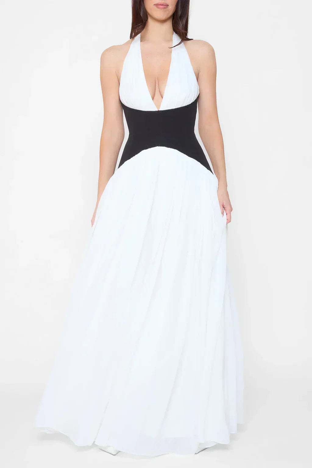 Sculpting Corset Halterneck Maxi Dress with Plunge Neckline for Evening Wear