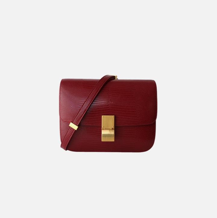 Lizard-Textured Leather Crossbody Bag for Everyday Use - Stylish and Versatile