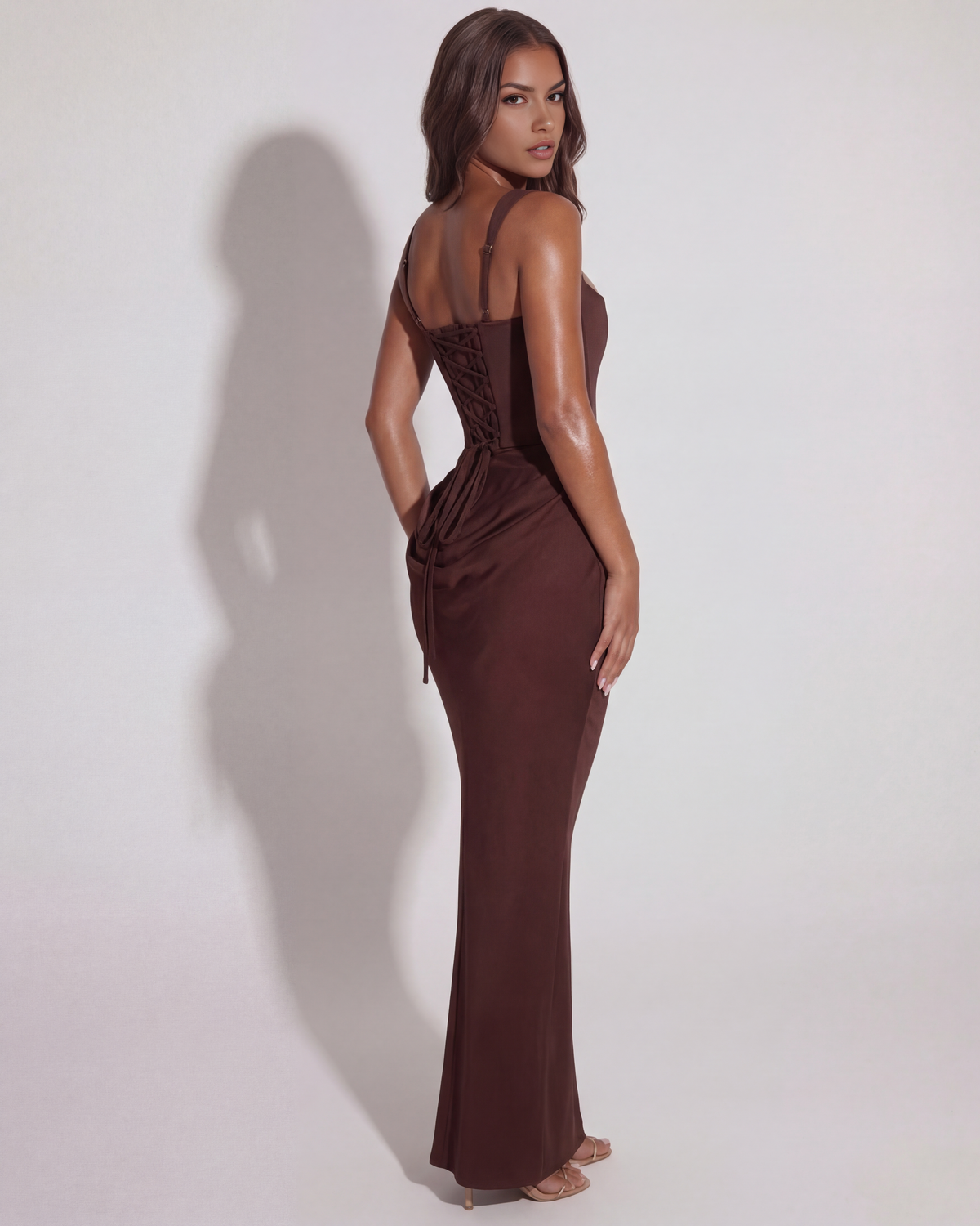Structured Bodice Maxi Dress with Sculpted Design for Formal Events