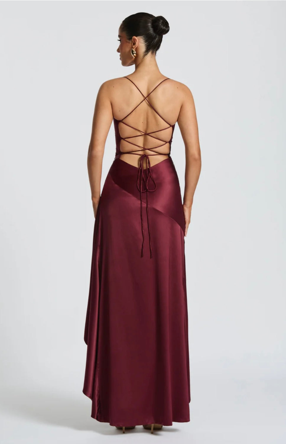 High-Low Ruffle Hem Satin Maxi Dress with Twist Cowl Neck for Evening Wear
