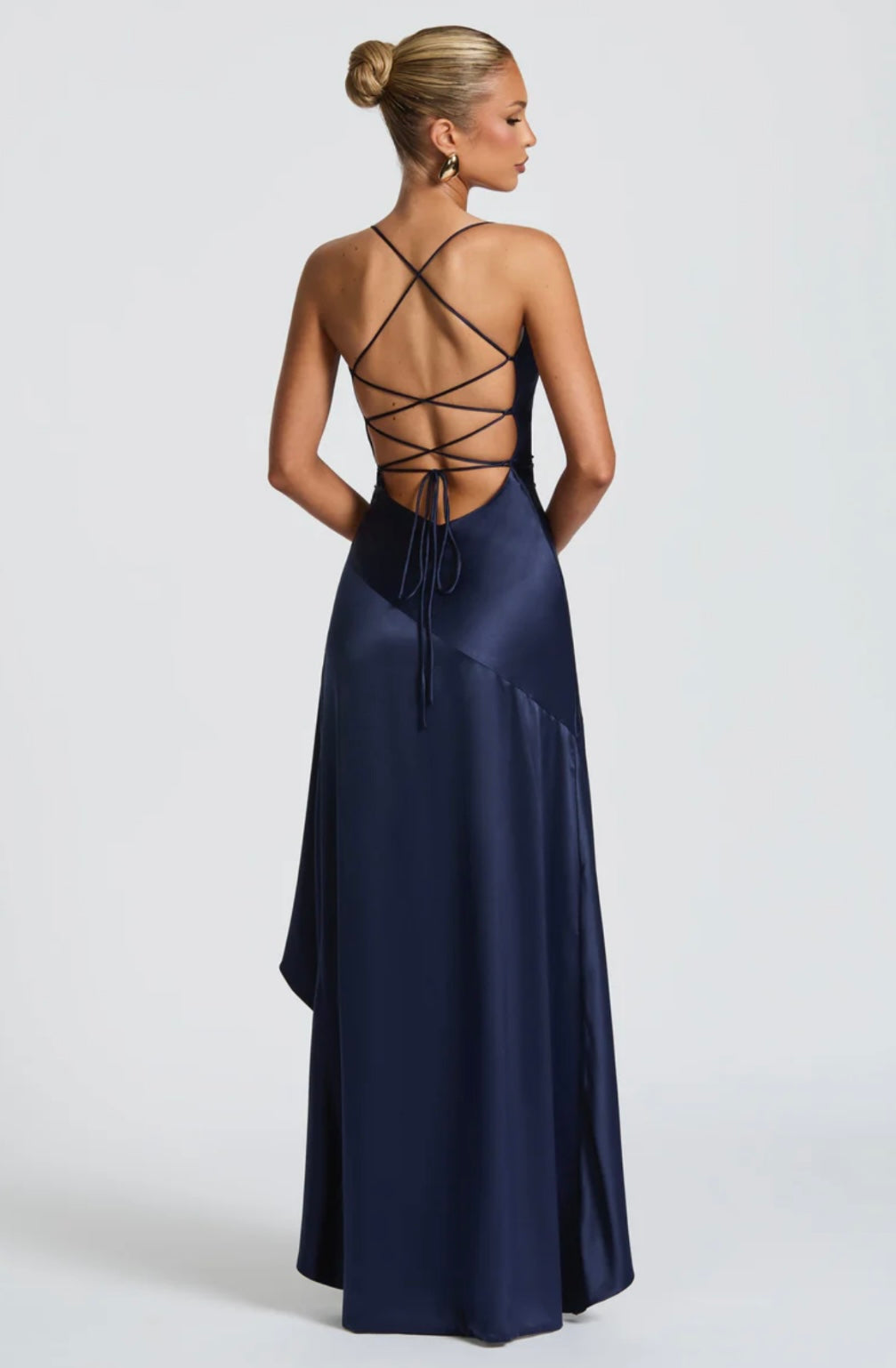 High-Low Ruffle Hem Satin Maxi Dress with Twist Cowl Neck for Evening Wear
