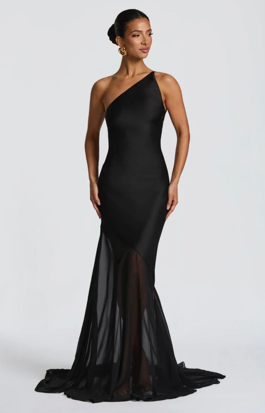Bias-Cut Fluid Layered Maxi Dress - Sculpted Skirt for Elegant Occasions