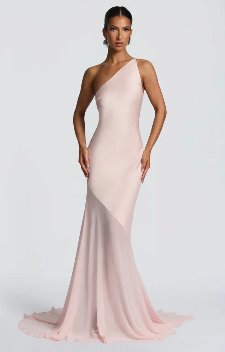 Bias-Cut Fluid Layered Maxi Dress - Sculpted Skirt for Elegant Occasions