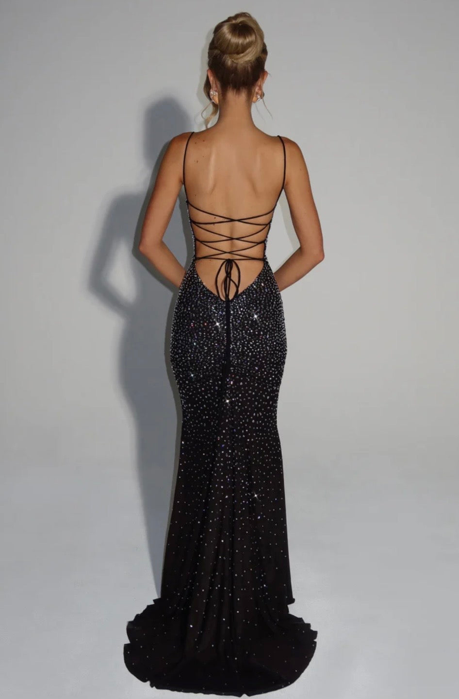 Sculpted Bodice Shimmer Maxi Dress for Formal Events and Special Occasions