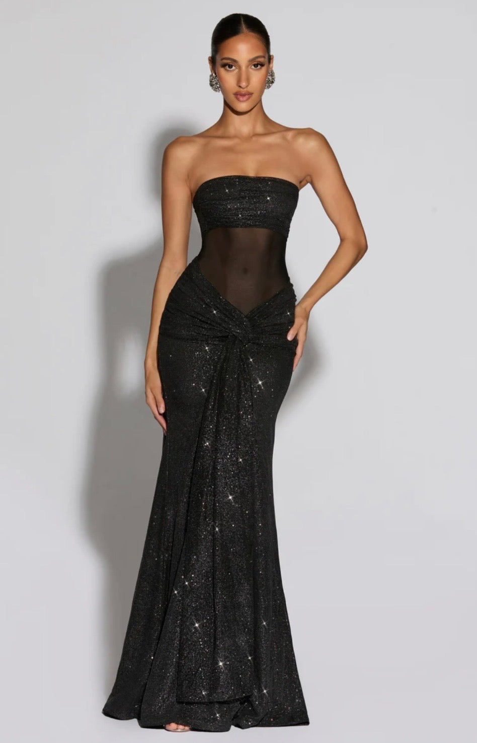 Sculpted Silhouette Glittering Mesh Maxi Dress for Evening Events