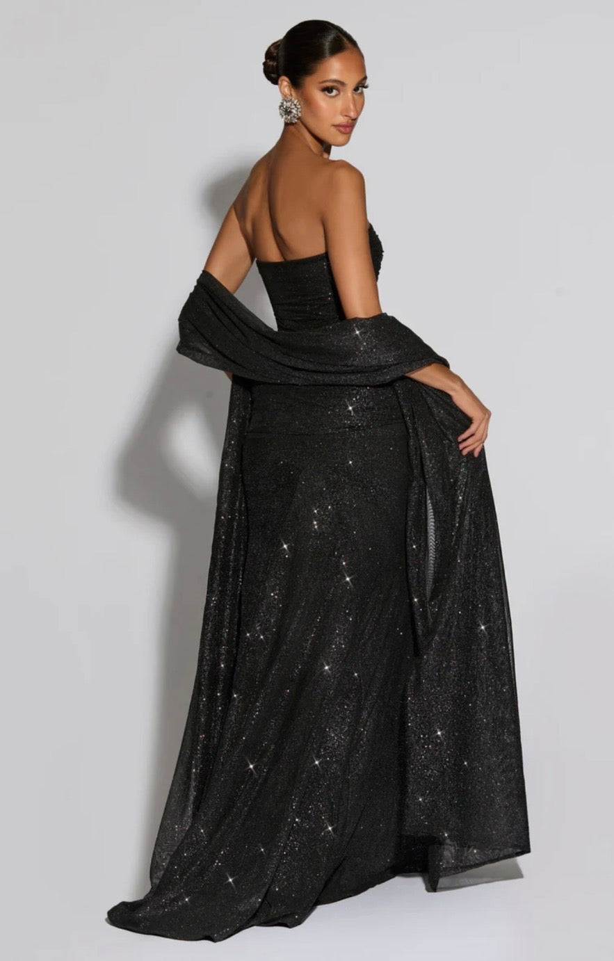 Sculpted Silhouette Glittering Mesh Maxi Dress for Evening Events