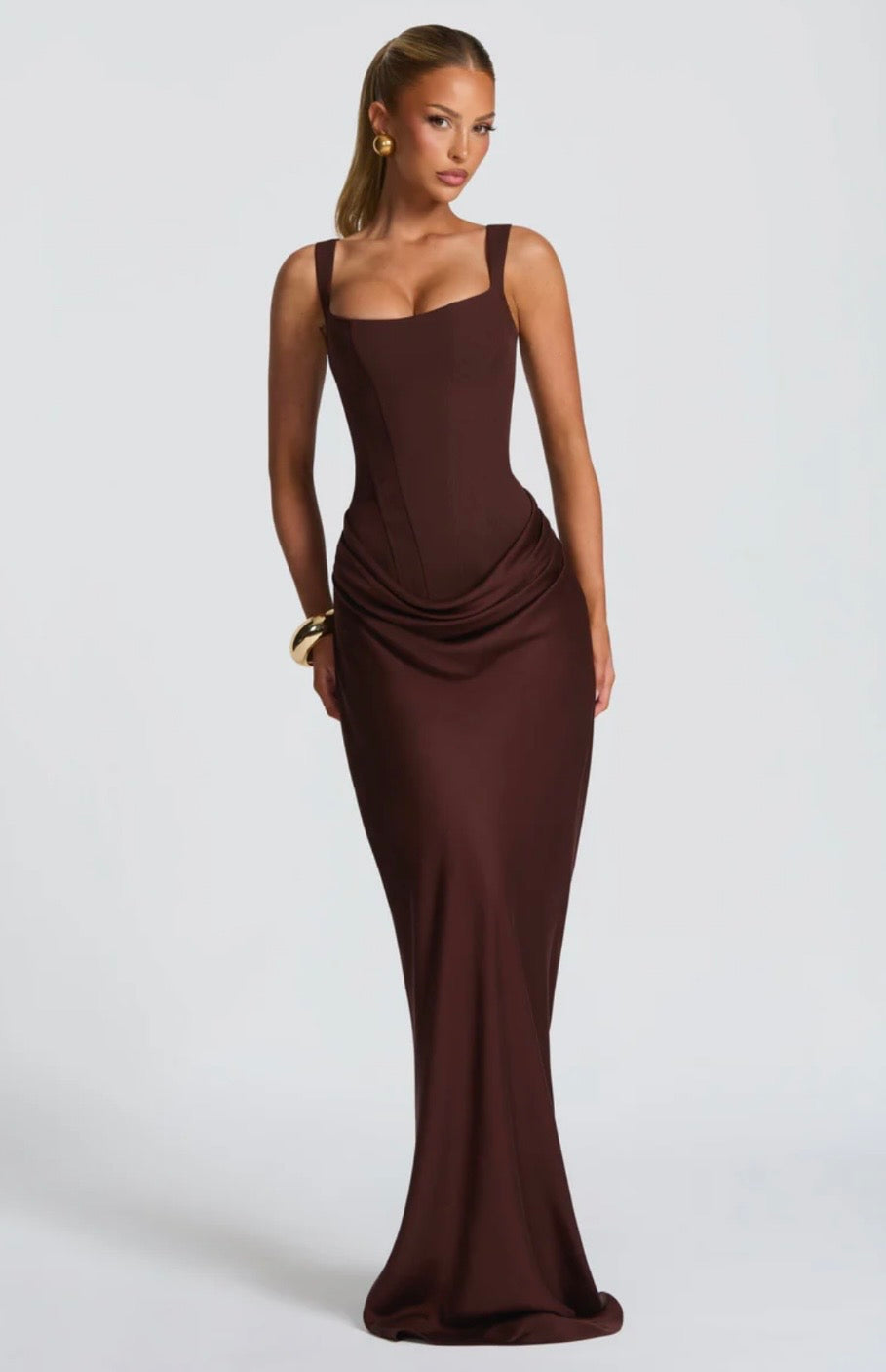 Sculpted Lowered Waist Square Neck Crepe Maxi Dress for Formal Events